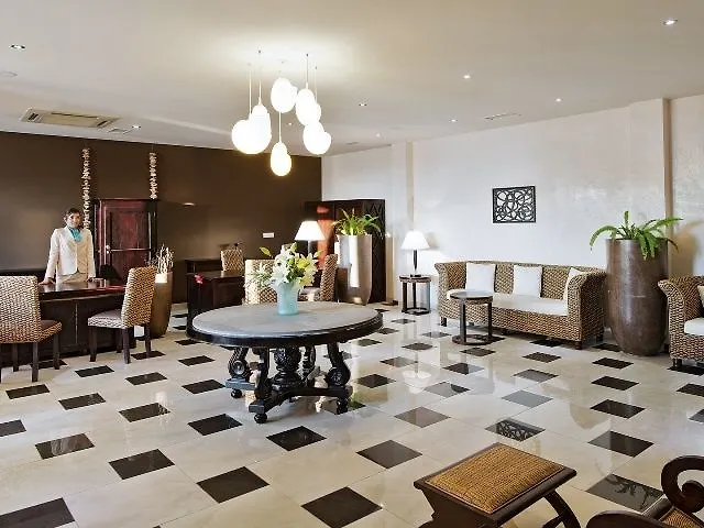 Sunrise Aparthotel