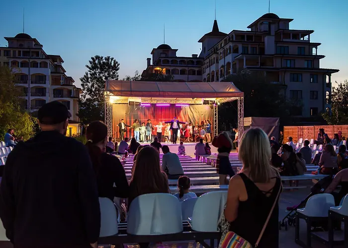 公寓式酒店 日出全套房度假酒店 - 全包