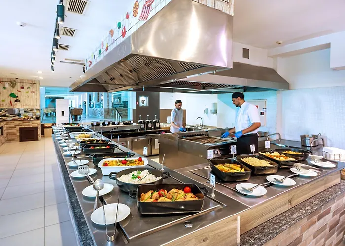 日出全套房度假酒店 - 全包 公寓式酒店 4*