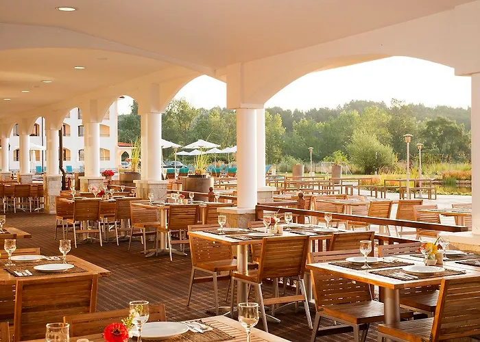 日出全套房度假酒店 - 全包