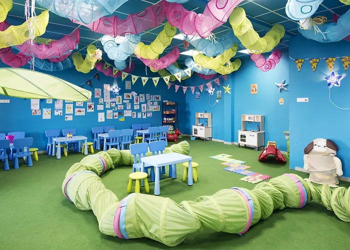 公寓式酒店 日出全套房度假酒店 - 全包 4*