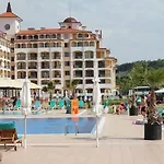 アパートホテル Sunrise 4*