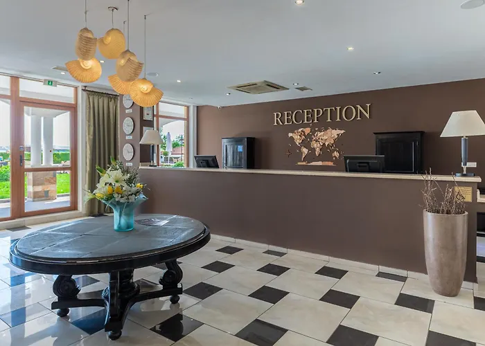 Ξενοδοχείο με διαμερίσματα Sunrise 4*