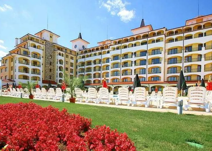Sunrise Apart-hotel 4*