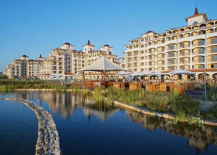 Ξενοδοχείο με διαμερίσματα Sunrise 4*