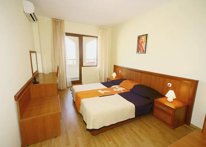Apart-hotel Sunrise 4*